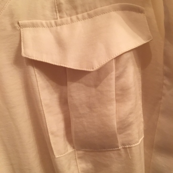 Banana Republic Cream Dress, size 8 - Picture 3 of 6